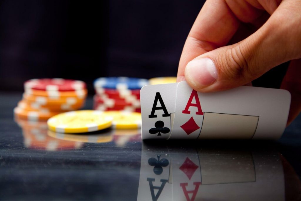The Best & Worst Baccarat Side Bets Explained